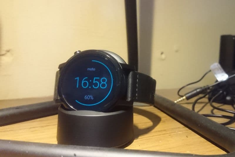 Cover Image for Moto 360 2nd Gen Review